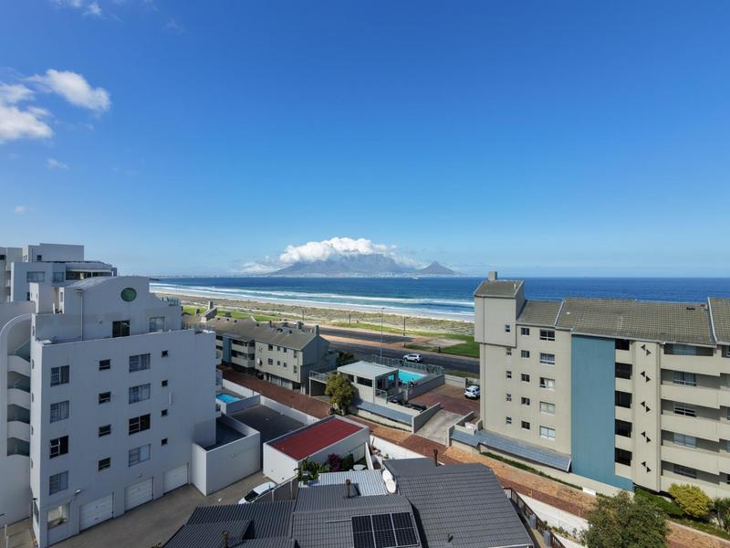 3 Bedroom Property for Sale in Bloubergrant Western Cape